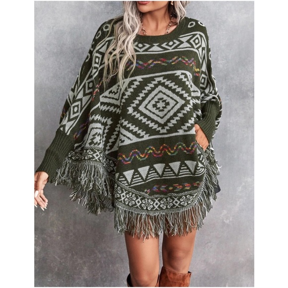 Cozy Tribal Print Tassel hem Poncho Sweater - Picture 3 of 7
